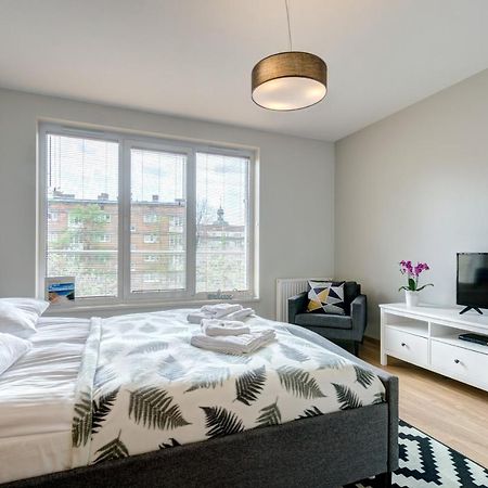 Dom & House - Apartments Old Town Tartaczna 格但斯克 外观 照片