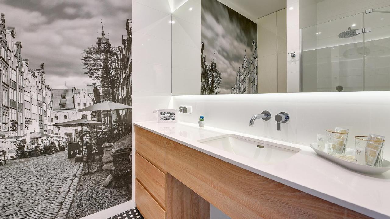 Dom & House - Apartments Old Town Tartaczna 格但斯克 外观 照片