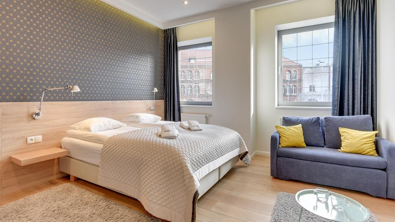 Dom & House - Apartments Old Town Tartaczna 格但斯克 外观 照片