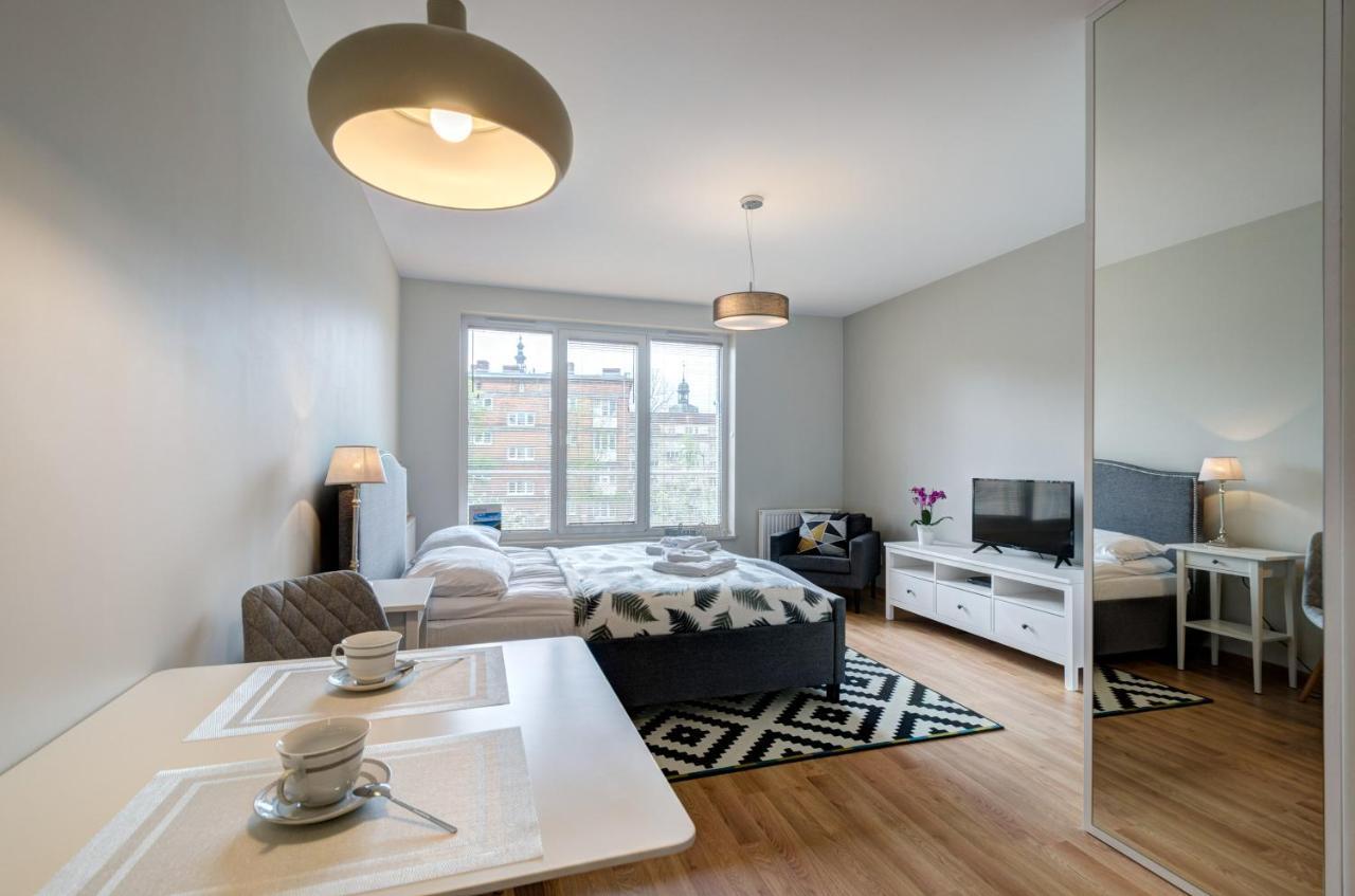 Dom & House - Apartments Old Town Tartaczna 格但斯克 外观 照片